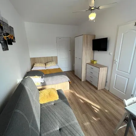 Homestay Martyna-pokoje Blisko Plazy *